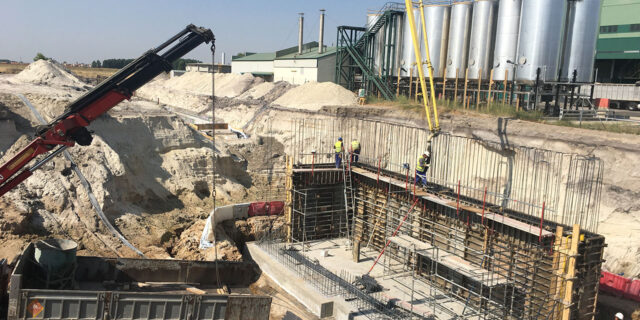 Contratas y Obras San Gregorio SA - Silos Agrocesa Valladolid - San Gregorio