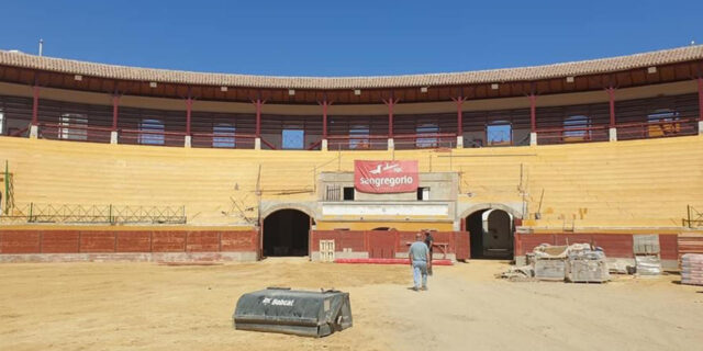 Contratas y Obras San Gregorio SA - Rehabilitación plaza de toros de la Línea de la Concepción - San Gregorio