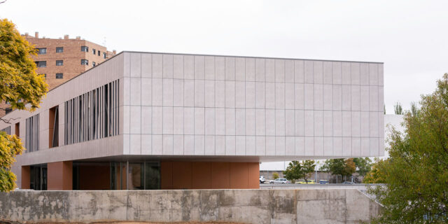 Contratas y Obras San Gregorio SA - Centro de mayores y biblioteca Parquesol Valladolid - San Gregorio